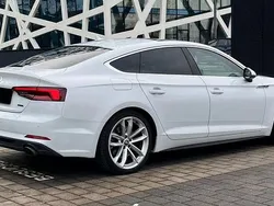 Weiß Gebraucht 2017 Audi A5 Sportback S-Line Limousine | 26.890 € (Etwas zu teuer)