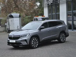 Dolomitgrau Neu 2024 Renault Espace Techno Van / Kleinbus | 41.900 €