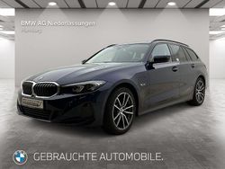Blau Gebraucht 2022 BMW 330e Sport Line Kombi | 31.511 € (Fairer Preis)