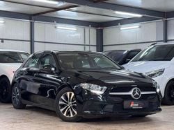 Schwarz Gebraucht 2020 Mercedes A180 Limousine | 17.490 € (Fairer Preis)