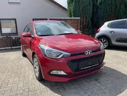 Schwarz Gebraucht 2018 Hyundai i20 Active Limousine | 9.690 € (Fairer Preis)