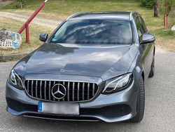 Grau Gebraucht 2018 Mercedes E220 Kombi | 19.900 € (Fairer Preis)