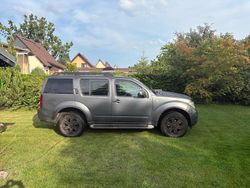 Schwarz Gebraucht 2005 Nissan Pathfinder SUV | 6.500 €