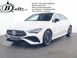 Weiß Gebraucht 2024 Mercedes CLA200 AMG Limousine | 38.500 € (Etwas zu teuer)