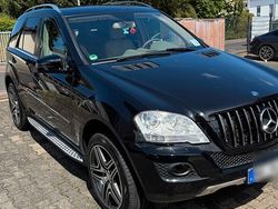 Schwarz Gebraucht 2009 Mercedes 350 SUV | 11.200 €