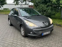 Grau Gebraucht 2012 Peugeot 206+ Kleinwagen | 2.950 € (Fairer Preis)