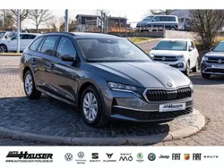 Graphitegrau metallic Gebraucht 2024 Skoda Octavia Selection Kombi | 28.365 € (Superpreis)