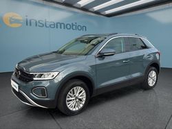 Blau Gebraucht 2024 VW T-Roc SUV | 26.649 € (Fairer Preis)