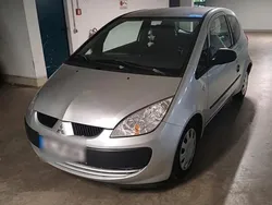 Silber Gebraucht 2005 Mitsubishi Colt Kleinwagen | 850 €