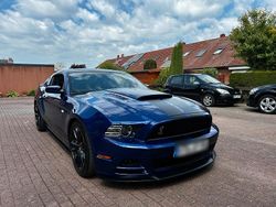 Blau Gebraucht 2013 Ford Mustang Premium Coupé | 31.000 €
