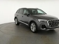 Grau Neu 2025 Audi Q7 Basis SUV | 76.658 € (Guter Preis)