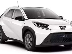 Schneeweiß Neu 2025 Toyota Aygo Play Kleinwagen | 15.590 € (Guter Preis)