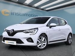 Weiß Gebraucht 2022 Renault Clio V Business Kleinwagen | 17.299 € (Fairer Preis)