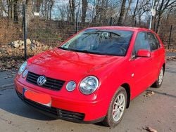 Rot Gebraucht 2003 VW Polo Comfortline Limousine | 2.999 € (Guter Preis)