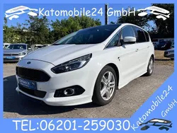Weiß Gebraucht 2017 Ford S-MAX Titanium Van / Kleinbus | 13.950 € (Etwas zu teuer)