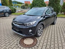 Schwarz Gebraucht 2020 Kia Stonic Platinum Edition SUV | 15.990 € (Fairer Preis)