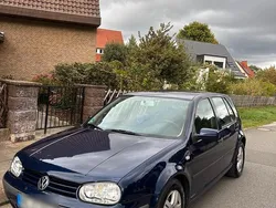 Blau Gebraucht 2002 VW Golf IV Kleinwagen | 550 € (Superpreis)