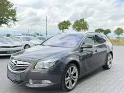Grau Gebraucht 2013 Opel Insignia OPC Kombi | 8.950 € (Fairer Preis)