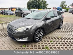 Grau Gebraucht 2015 Ford Focus Titanium Kombi | 5.900 € (Fairer Preis)