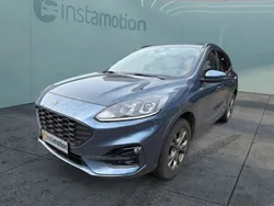 Blau Gebraucht 2022 Ford Kuga ST-Line SUV | 24.740 € (Guter Preis)