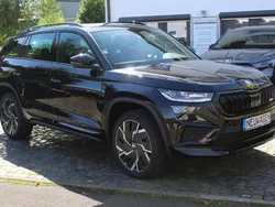 Black magic perleffekt Gebraucht 2024 Skoda Kodiaq RS SUV | 49.944 € (Fairer Preis)