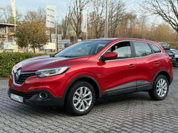 Rot Gebraucht 2016 Renault Kadjar Experience SUV | 9.600 € (Fairer Preis)