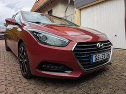 Rot Gebraucht 2016 Hyundai i40 Style Kombi | 9.950 € (Fairer Preis)