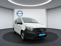 Weiß Gebraucht 2017 Mercedes Vito Van / Kleinbus | 16.499 € (Fairer Preis)