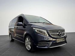 Cavansitblau Gebraucht 2016 Mercedes V220 AMG Van / Kleinbus | 38.999 € (Fairer Preis)