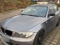 Grau Gebraucht 2011 BMW 118 M Performance Kleinwagen | 10.600 € (Fairer Preis)
