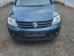 Grau Gebraucht 2006 VW Golf Plus Cross Van / Kleinbus | 1.550 € (Guter Preis)