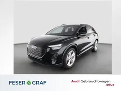 Mythosschwarz metallic Gebraucht 2024 Audi Q4 e-tron Ambiente SUV | 51.990 € (Fairer Preis)
