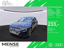 Navarrablau Gebraucht 2022 Audi e-tron Basis SUV | 30.666 € (Fairer Preis)