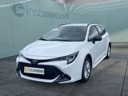 Grau Gebraucht 2024 Toyota Corolla Kombi | 30.649 € (Fairer Preis)