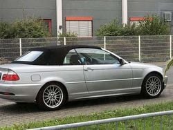 Silber Gebraucht 2005 BMW 320 Cabriolet Comfort Edition Cabrio | 12.200 € (Guter Preis)