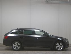 Schwarz Gebraucht 2021 Skoda Superb Ambition Kombi | 15.580 € (Superpreis)