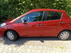 Rot Gebraucht 2013 Toyota 4 Runner SUV | 5.800 €