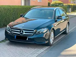 Schwarz Gebraucht 2018 Mercedes E220 Kombi | 18.500 € (Fairer Preis)
