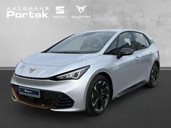 Silber Neu 2025 Cupra Born Kleinwagen | 41.710 € (Etwas zu teuer)