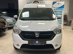 Weiß Gebraucht 2019 Dacia Dokker Comfort Van / Kleinbus | 7.899 € (Fairer Preis)