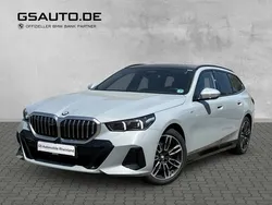 Brooklyn grau metallic (grau) Gebraucht 2024 BMW 520 M Sport Kombi | 55.900 € (Guter Preis)