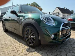 Grün Gebraucht 2017 Mini Cooper S Kleinwagen | 20.300 € (Etwas zu teuer)