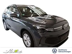 Grau Gebraucht 2025 VW Tiguan SUV | 34.999 € (Guter Preis)