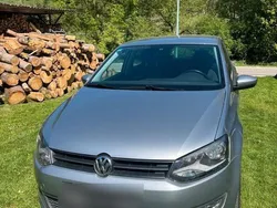 Grau Gebraucht 2010 VW Polo Team Kleinwagen | 5.599 € (Fairer Preis)