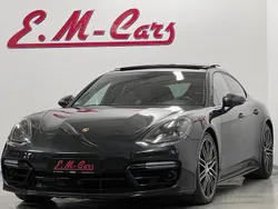 Grau Gebraucht 2019 Porsche Panamera GTS Chrono Limousine | 44.990 €