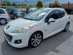 Weiß Gebraucht 2011 Peugeot 207 Sportium Limousine | 3.990 € (Etwas zu teuer)