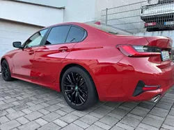 Rot Gebraucht 2021 BMW 320 Advantage Limousine | 30.000 €