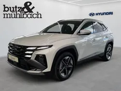 Atlas white / sol Gebraucht 2025 Hyundai Tucson Trend SUV | 35.490 € (Fairer Preis)