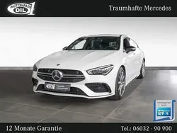Weiß (digitalweiss metalliclack) Gebraucht 2021 Mercedes CLA35 AMG AMG Kombi | 39.450 € (Fairer Preis)