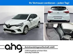 Weiß Gebraucht 2022 Renault Clio V Zen Limousine | 12.960 € (Guter Preis)